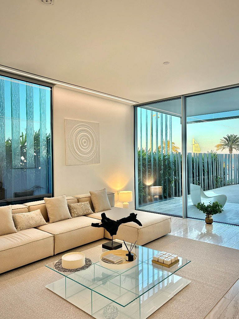 Beachfront villa interior on Palm Jumeirah by ZuriSpace